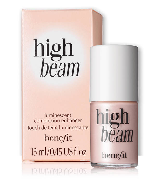 skin-fetish-el-iluminador-favorito-de-las-beauty-addicts benefit - vanidad - 13