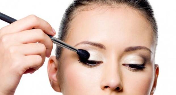 sombra_de_ojos_primer