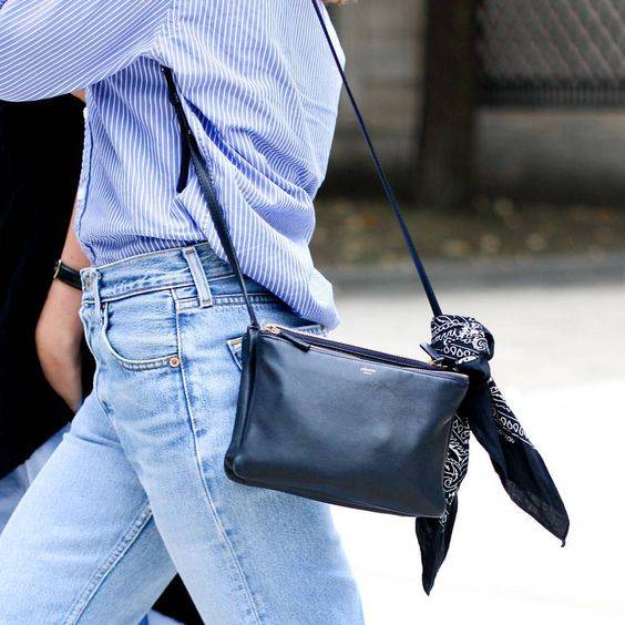 tendencias-vanidad-bandana-bolso