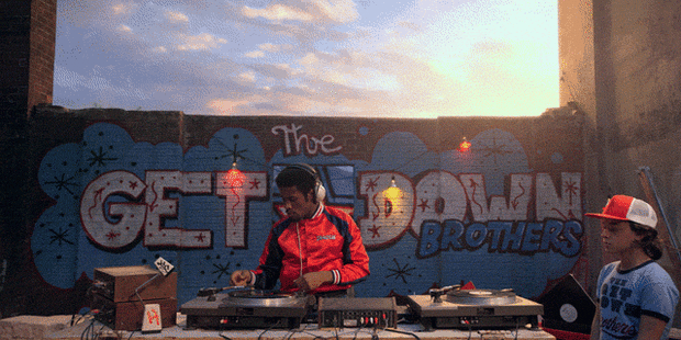 the-get-down-los-70-vuelven-armarios-look-sporty