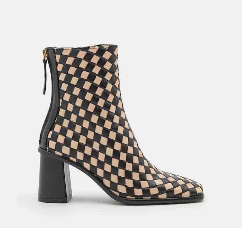 Botas con estampado geom&eacute;trico de Alohas