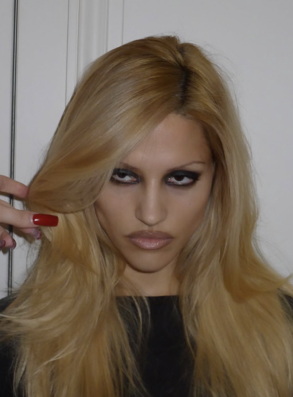 Cómo recrear el grunge waterline makeup