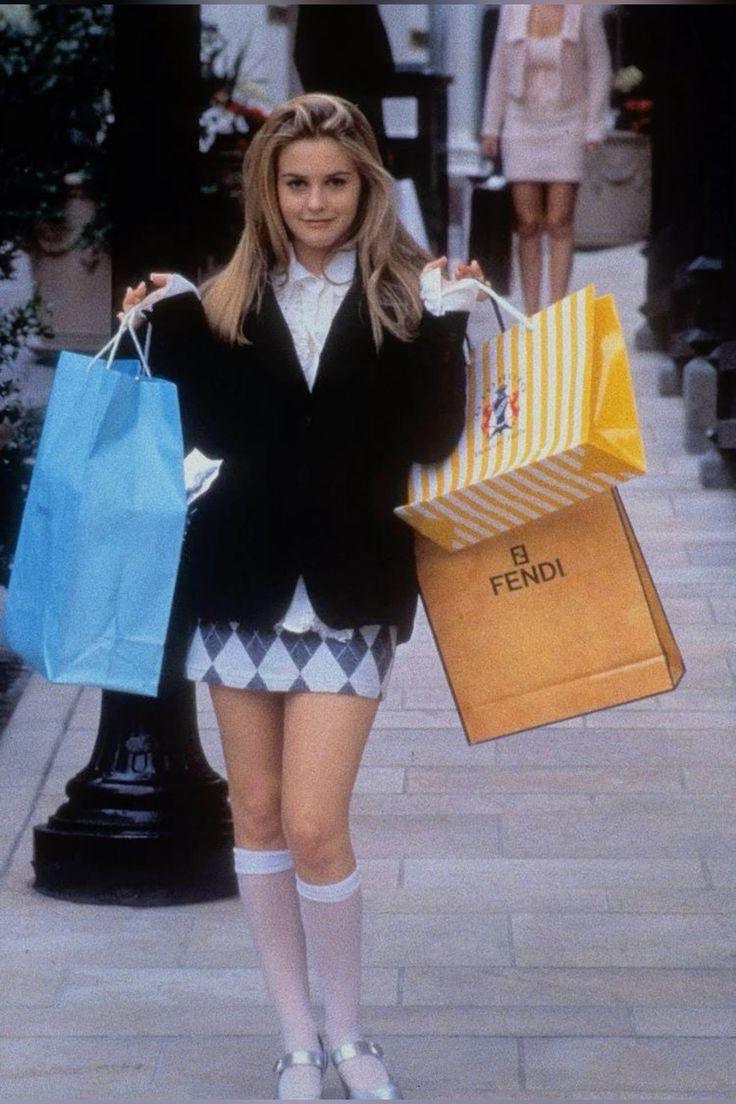 Prendas en las que invertir en rebajas. Imagen: fotograma de Clueless (1996).