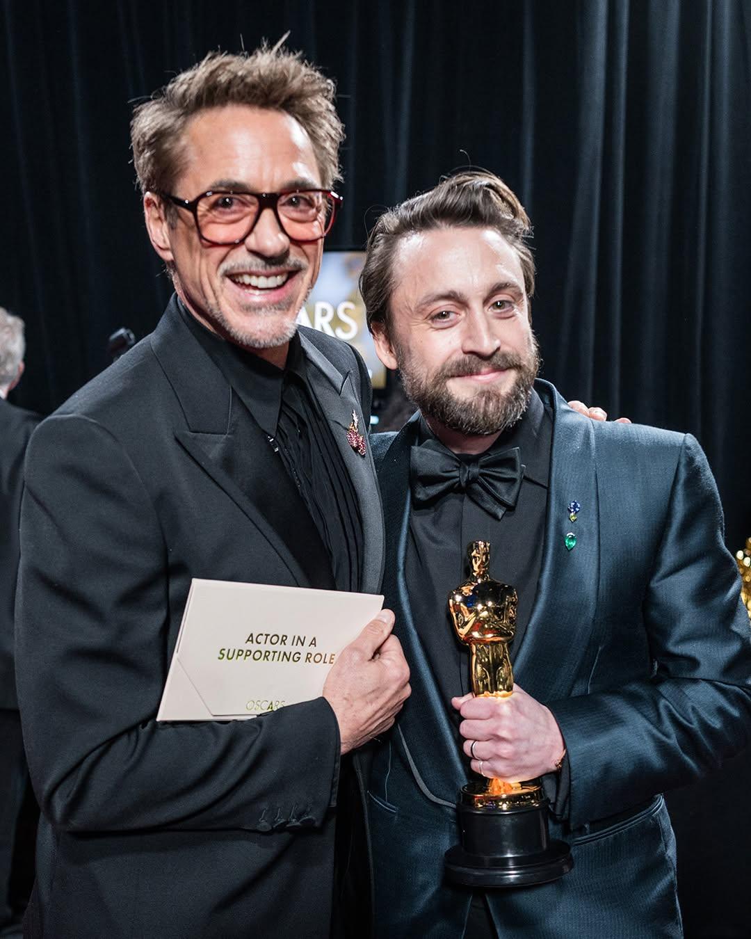 Kieran Culkin se lleva el premio a mejor actor de reparto.