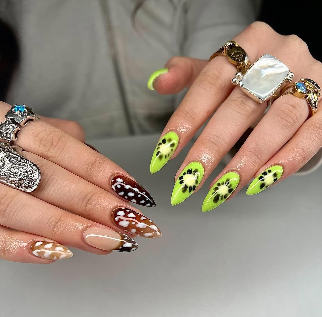 Uñas verde kiwi