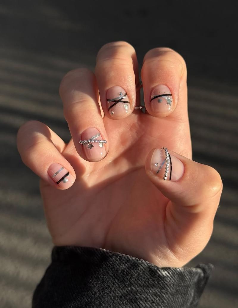 Naked nail con abalorios