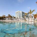 BLESS Hotel Ibiza apuesta por el lujo experiencial en su nueva temporada. Imagen: Cortesía del hotel.