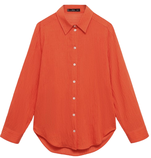 Camisa oversize efecto arrugado de Mango.