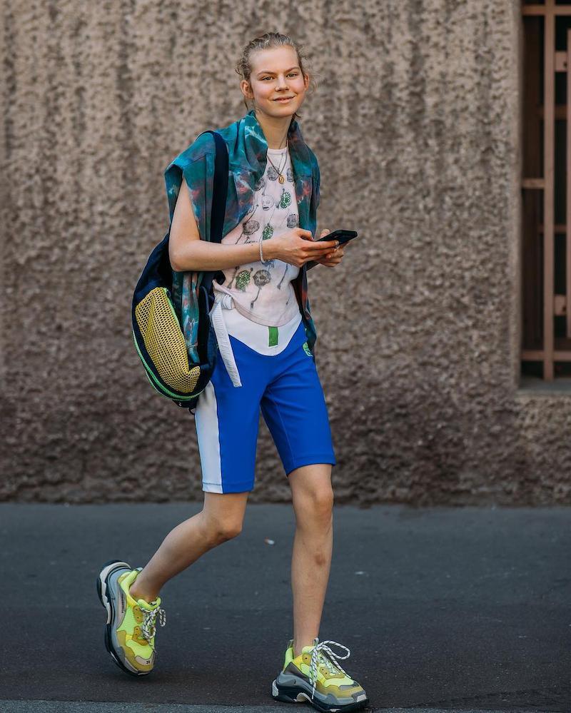 Jolie Alien con zapatillas daddy shoes