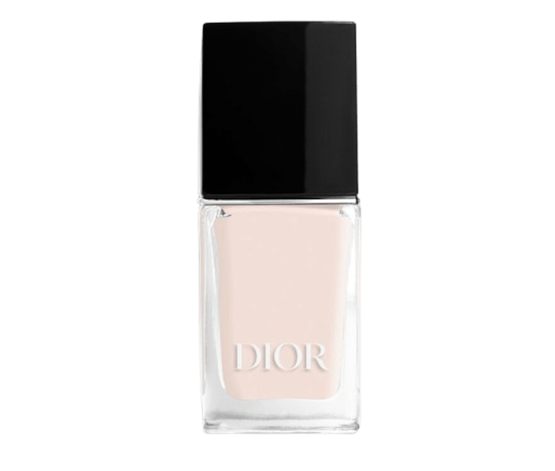 Esmalte rosa nude de Dior
