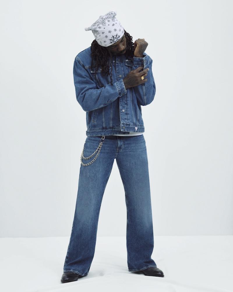 Moise Kean protagoniza la nueva campaña de GUESS JEANS