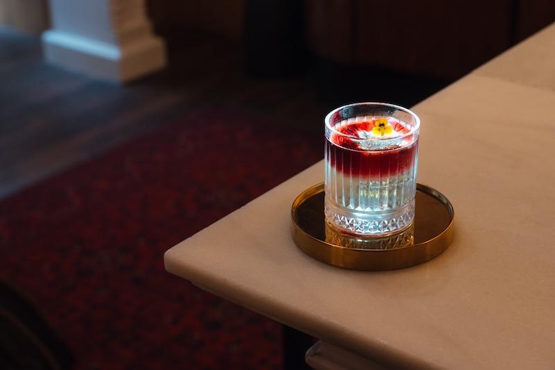 Only YOU Boutique Hotel presenta Guest Bartending