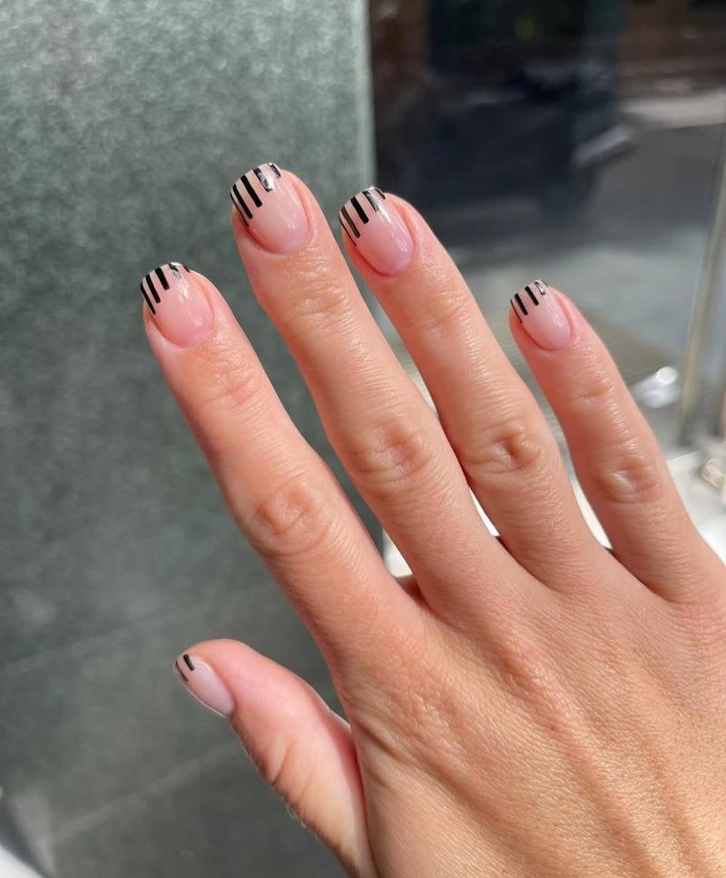 Uñas con rayas