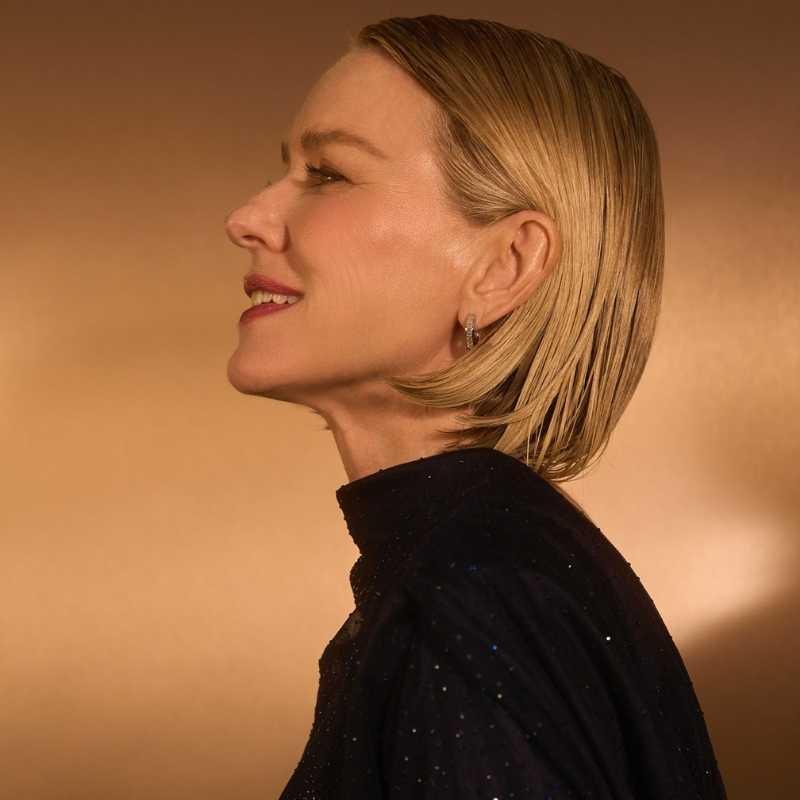 Naomi Watts luciendo Italian bob