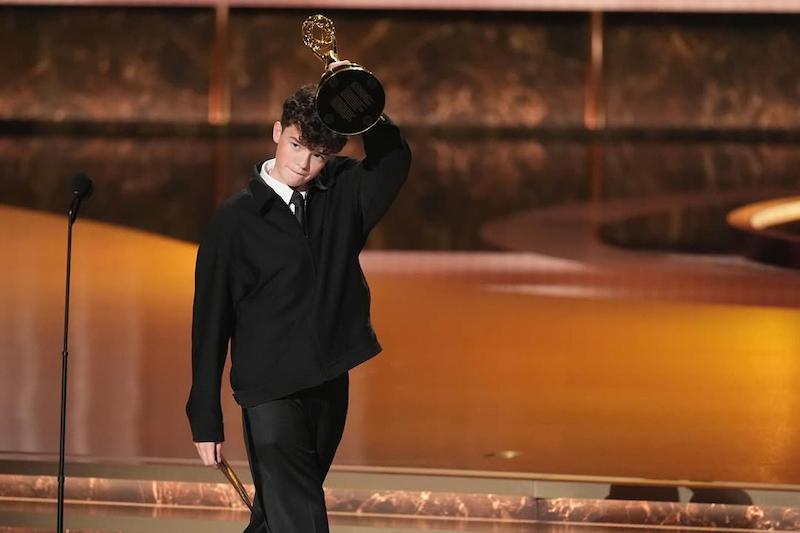 Owen Cooper Mejor Actor de Reparto en Miniserie por Adolescencia 