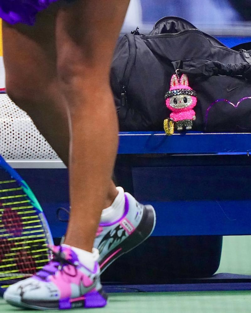 Labubu creado por Kerin Rose Gold para Naomi Osaka en el US Open