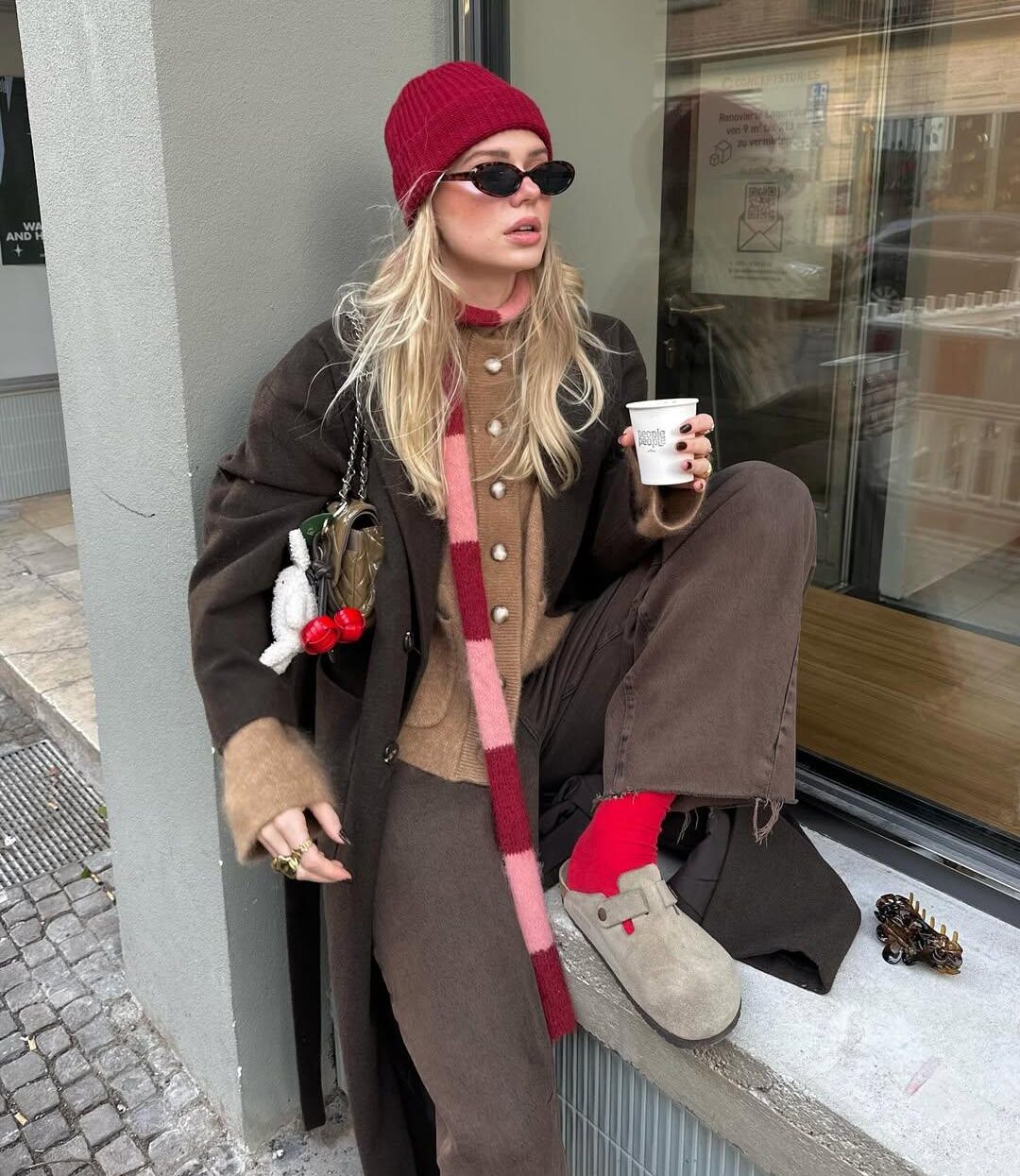 Es hora de hacerte con un abrigo sastre de cara a este invierno. Imagen: @linda.sza