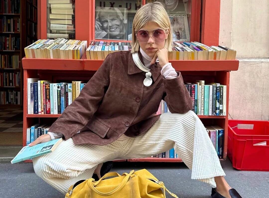 Este invierno no puede faltar en tu armario un pantalón de pana. Imagen: cortesía de @inesisaiaste