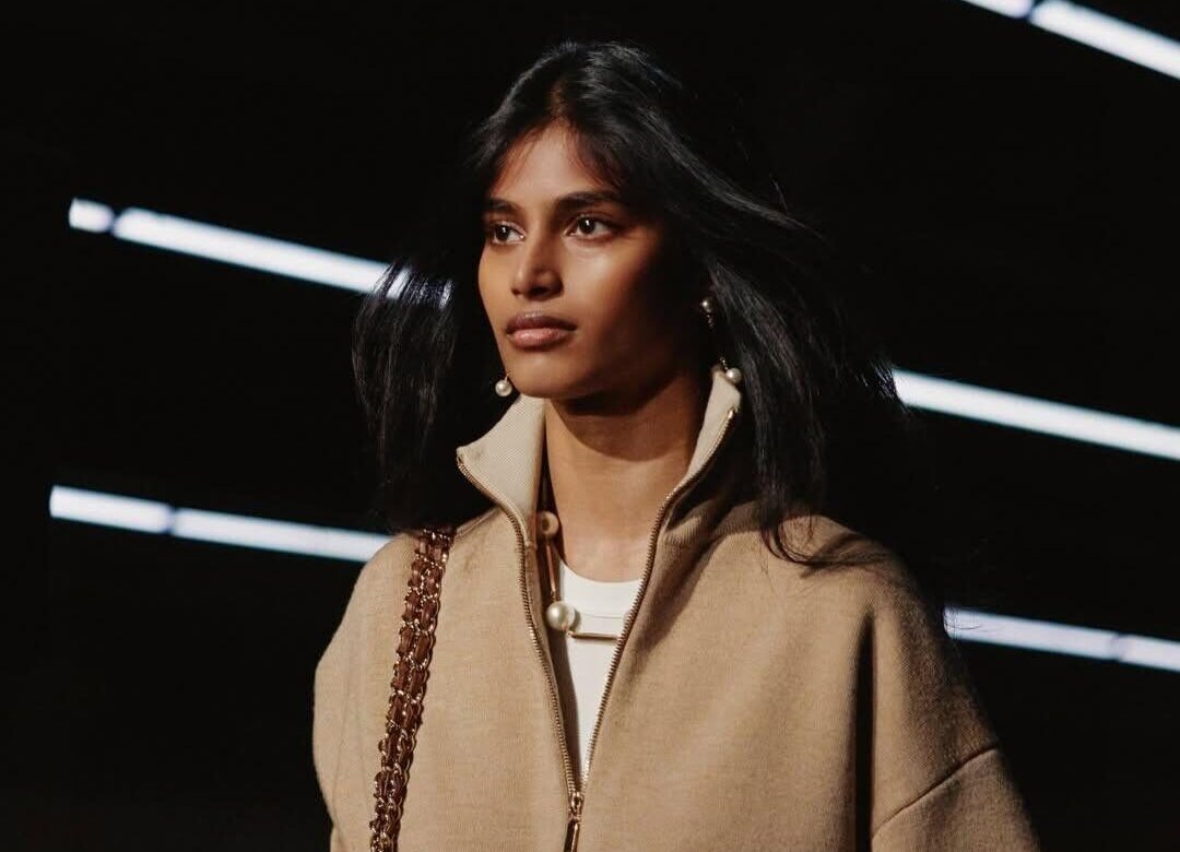 Bhavitha Mandava, la modelo de quien las redes no dejan de hablar. Imagen: @bhavithamandava