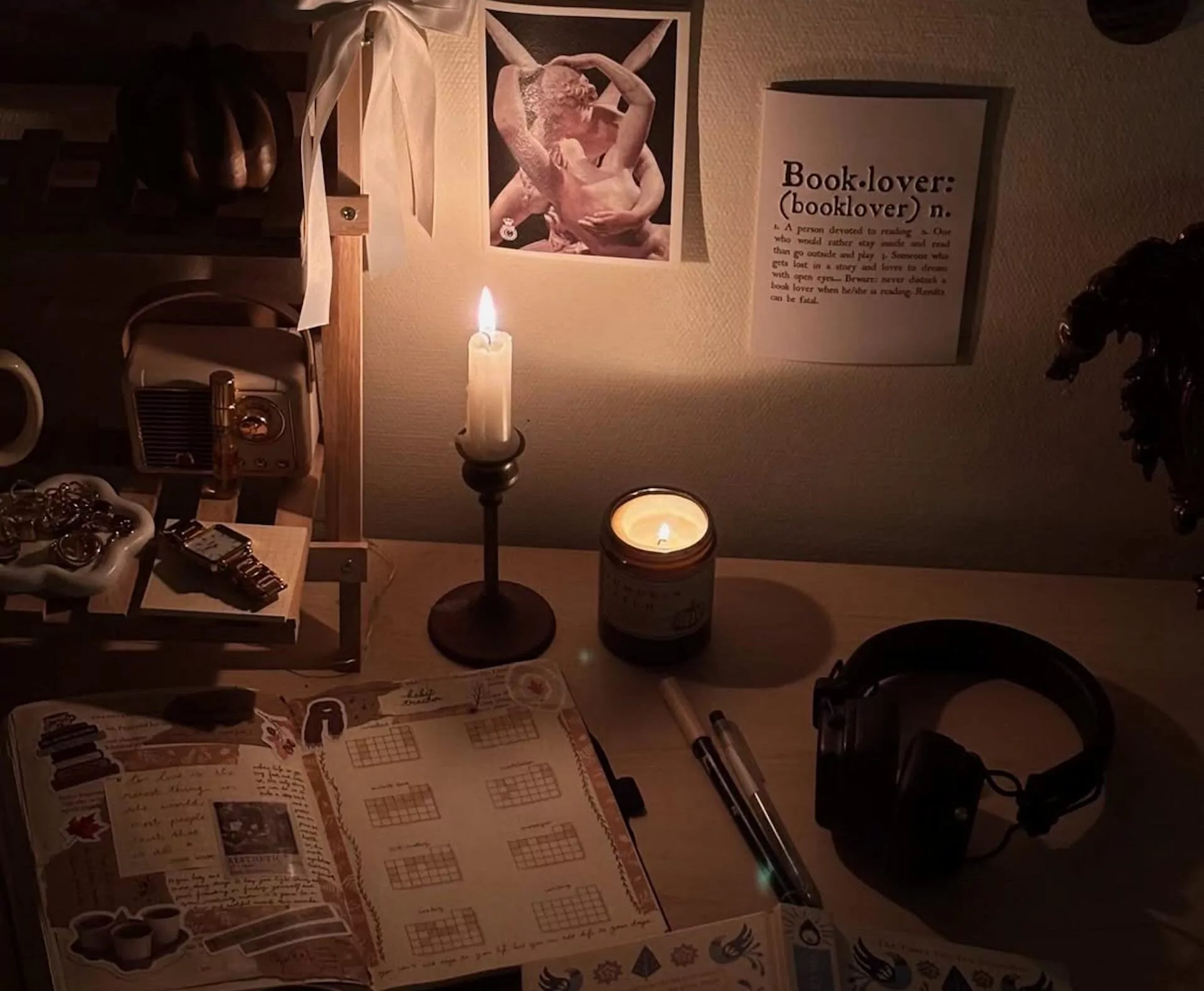 Estos son los mejores libros para aprender a manifestar. Imagen: @maevaeatsbooks