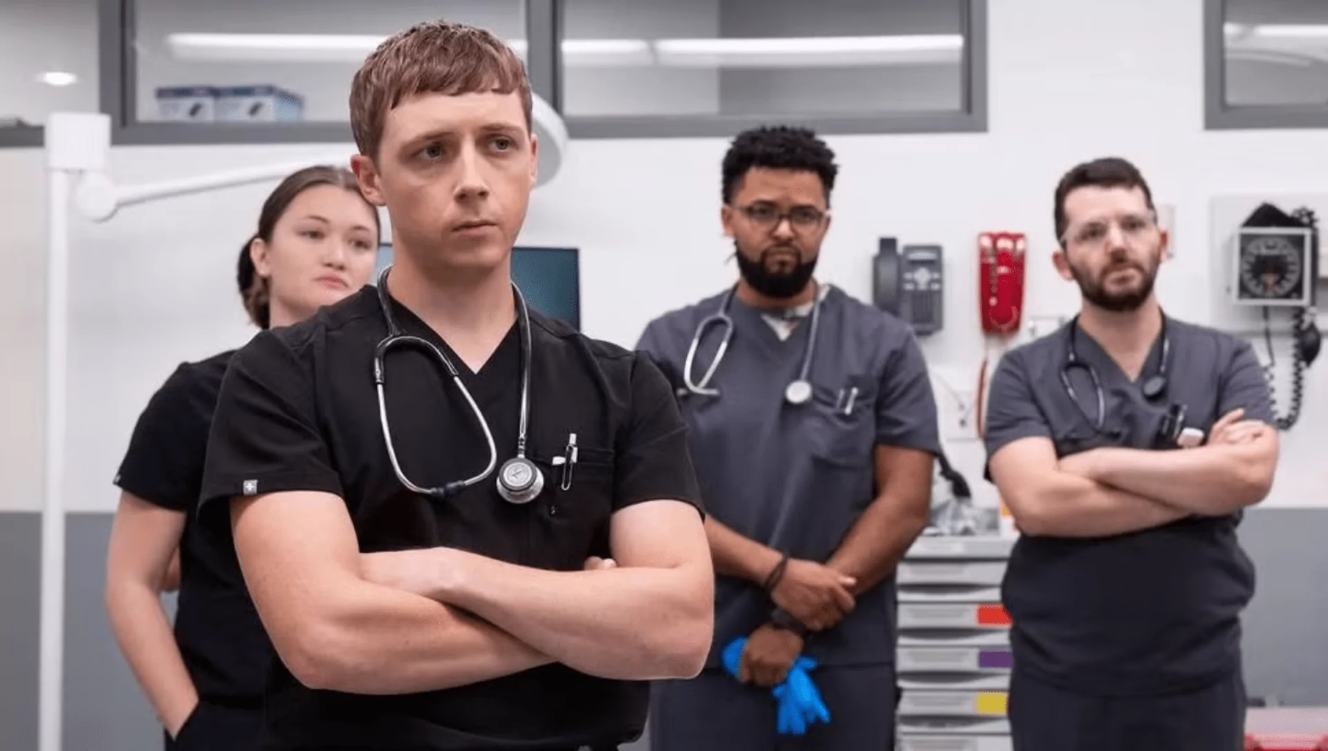 «The Pitt» es una de esas series para engancharse una y otra vez. Imagen: fotograma oficial de la serie