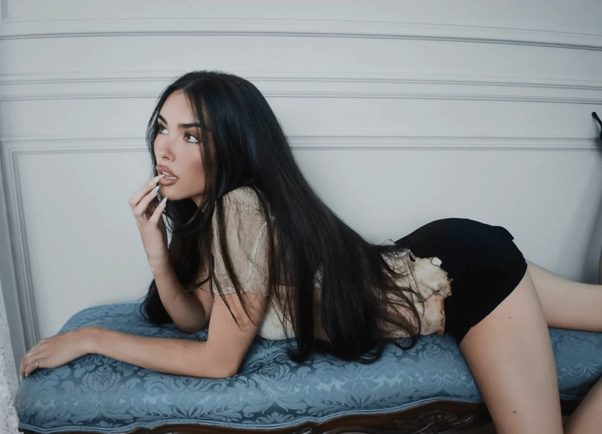 Analizamos «Locket» de Madison Beer. Imagen: @madisonbeer