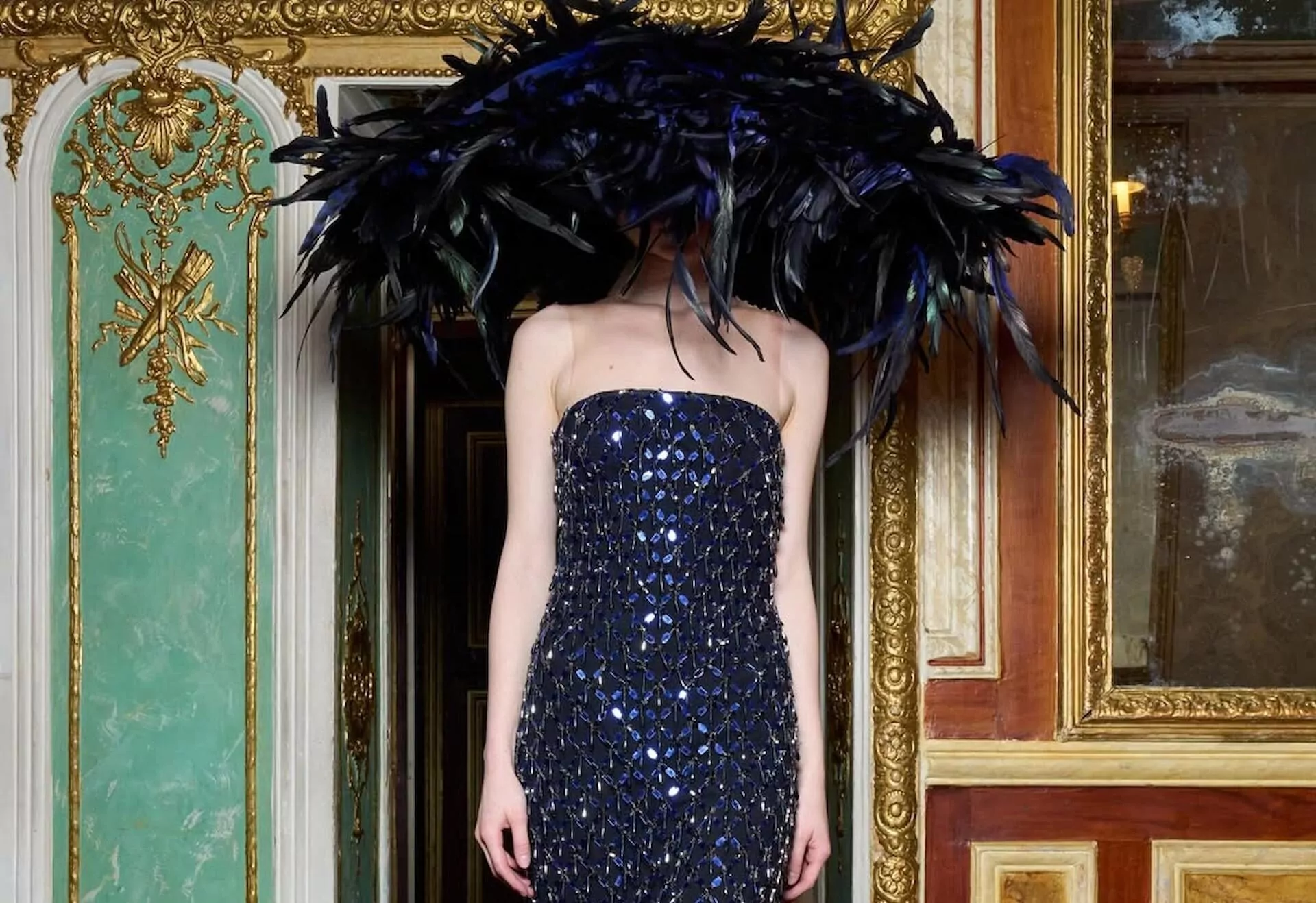 Colección Alta Costura SS26 «Les Fleurs du Mal» de Mariano Moreno. Imagen: @marianomorenofficial