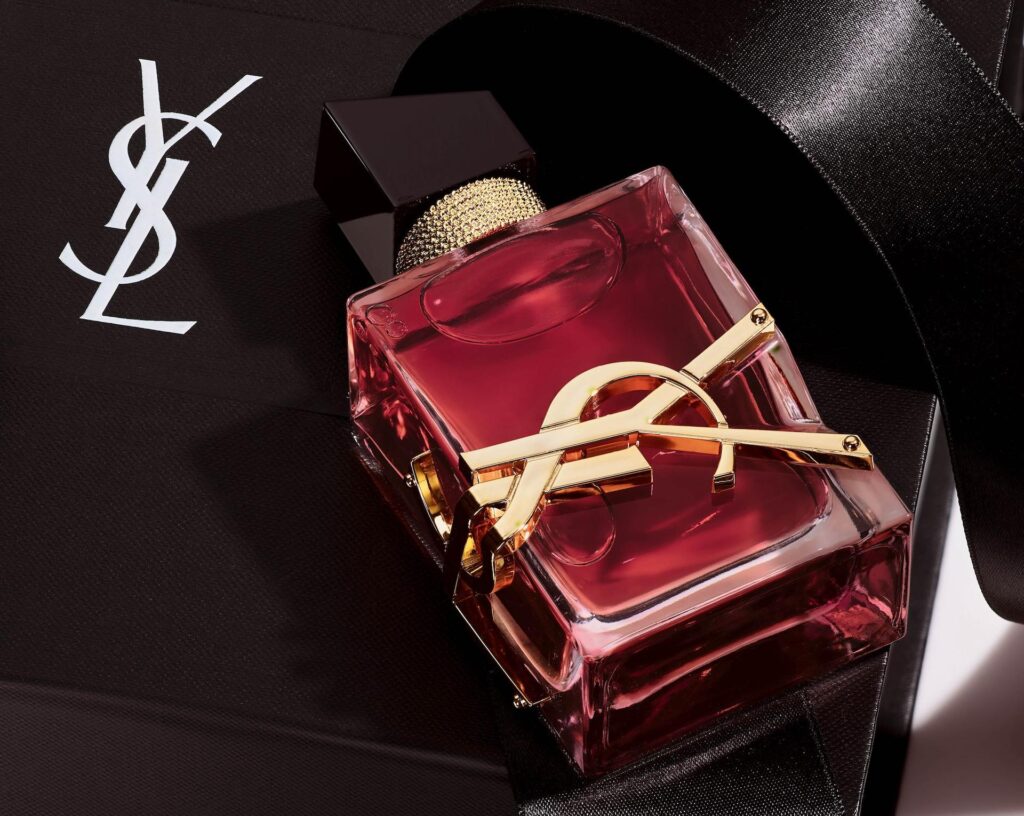 Ysl Raspberry Perfume ¿Un helado de tu perfume favorito? YSL BEAUTY lo hace realidad con ...