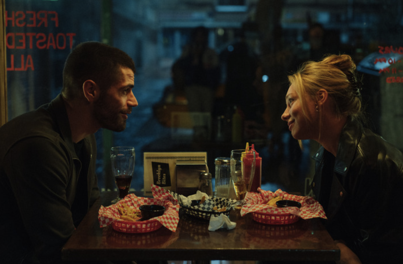 Las nuevas imágenes de los protagonistas de la próxima película Marfil