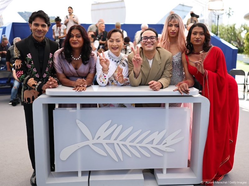 El equipo de «A Useful Ghost» posa en Cannes 2026 tras convertirse en una de las películas asiáticas más comentadas del certamen. Imagen: @festivaldecannes