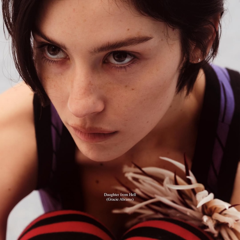 Portada de «Daughter From Hell», el tercer disco de Gracie Abrams