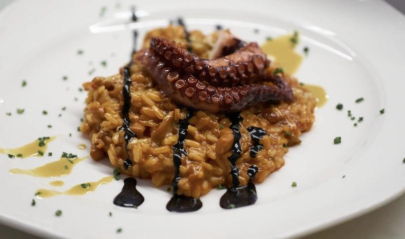 La Castela mantiene viva la esencia de la barra madrileña con producto impecable y ambiente de siempre