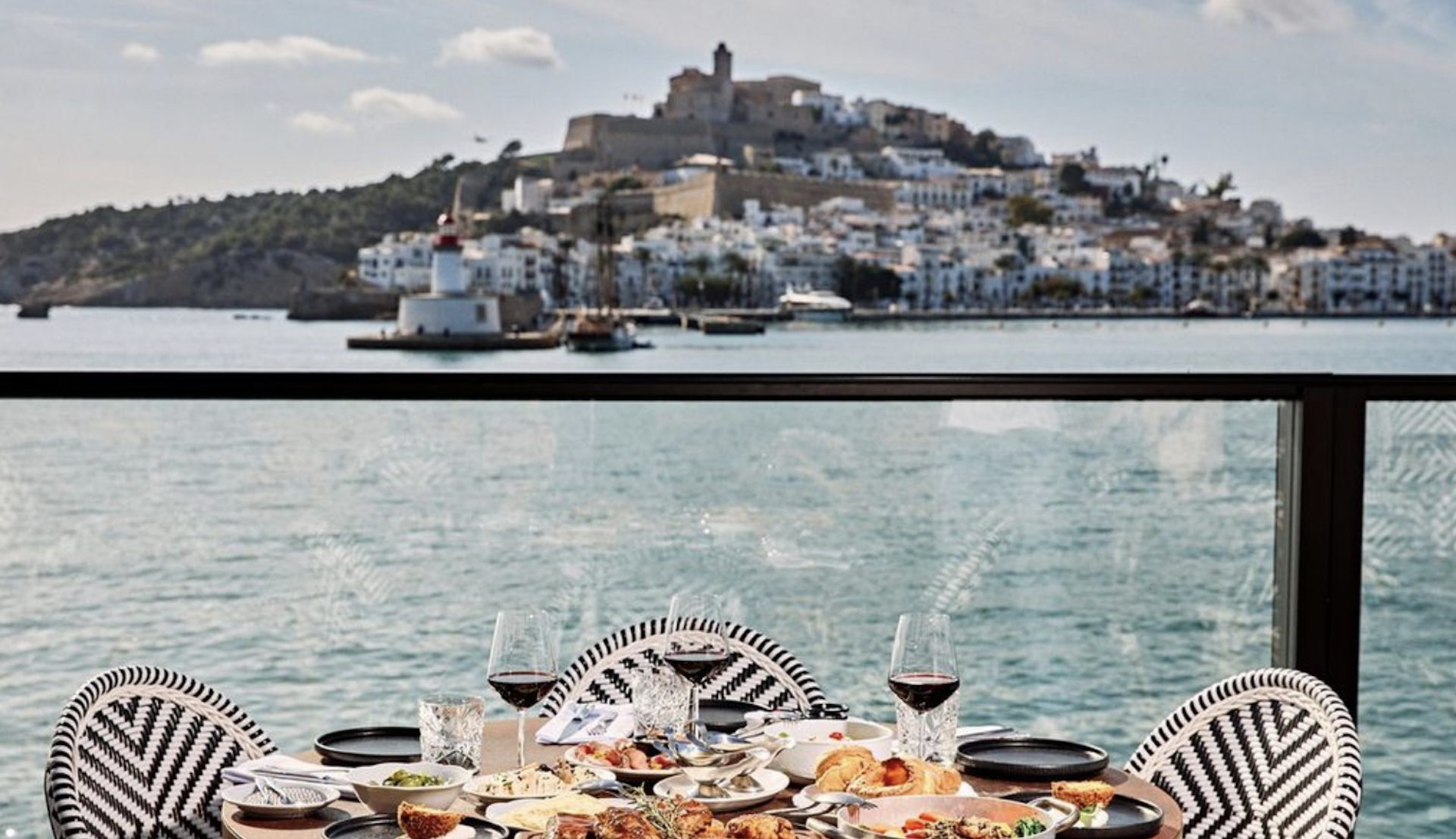 Los mejores lugares para comer en Ibiza este verano. Imagen: cortesía de ROTO Ibiza