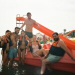 «TODA LA VERDAD DE MIS MENTIRAS». Itziar Manero, Ricardo Gomez, Lucia de la Fuente, Daniel Ibañez, Clara Sans, Brays Efe