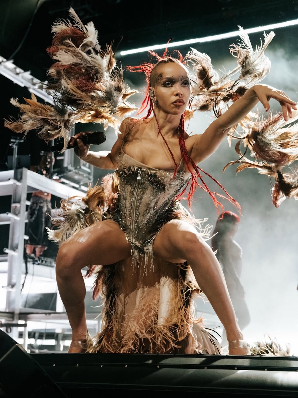 FKA twigs presentará en el Bilbao BBK Live su universo escénico, donde la danza, el pop experimental y la electrónica se funden en un espectáculo único. Imagen: Instagram @fkatwigs