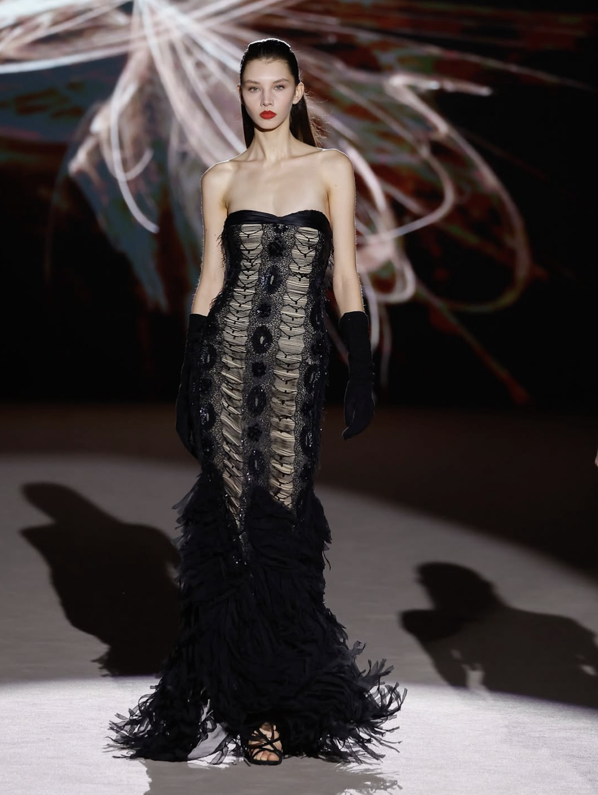 Uno de los diseños de Hannibal Laguna presentados en la última edición de MBFW. Imagen: @mbfwmadrid