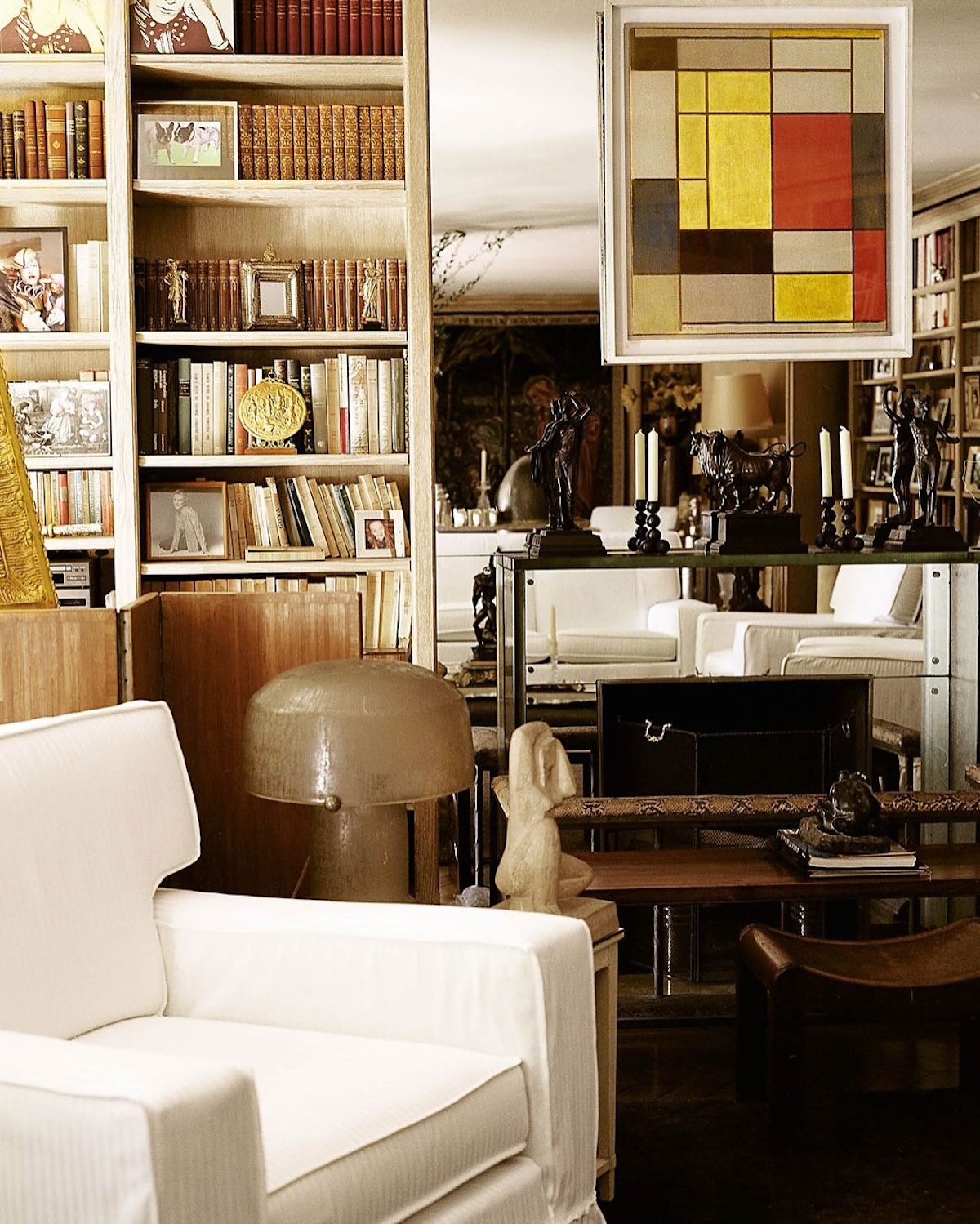 Apartamento de París de Yves Saint Laurent y Pierre Bergé en la rue de Babylone. Imagen: @colecaoviva1