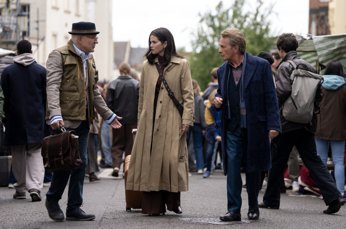 «Solo asesinatos en el edificio» cambia Nueva York por Londres en su temporada 6, con Selena Gomez, Steve Martin y Martin Short al frente del reparto. Imagen: fotograma oficial de «Solo asesinatos en el edificio»