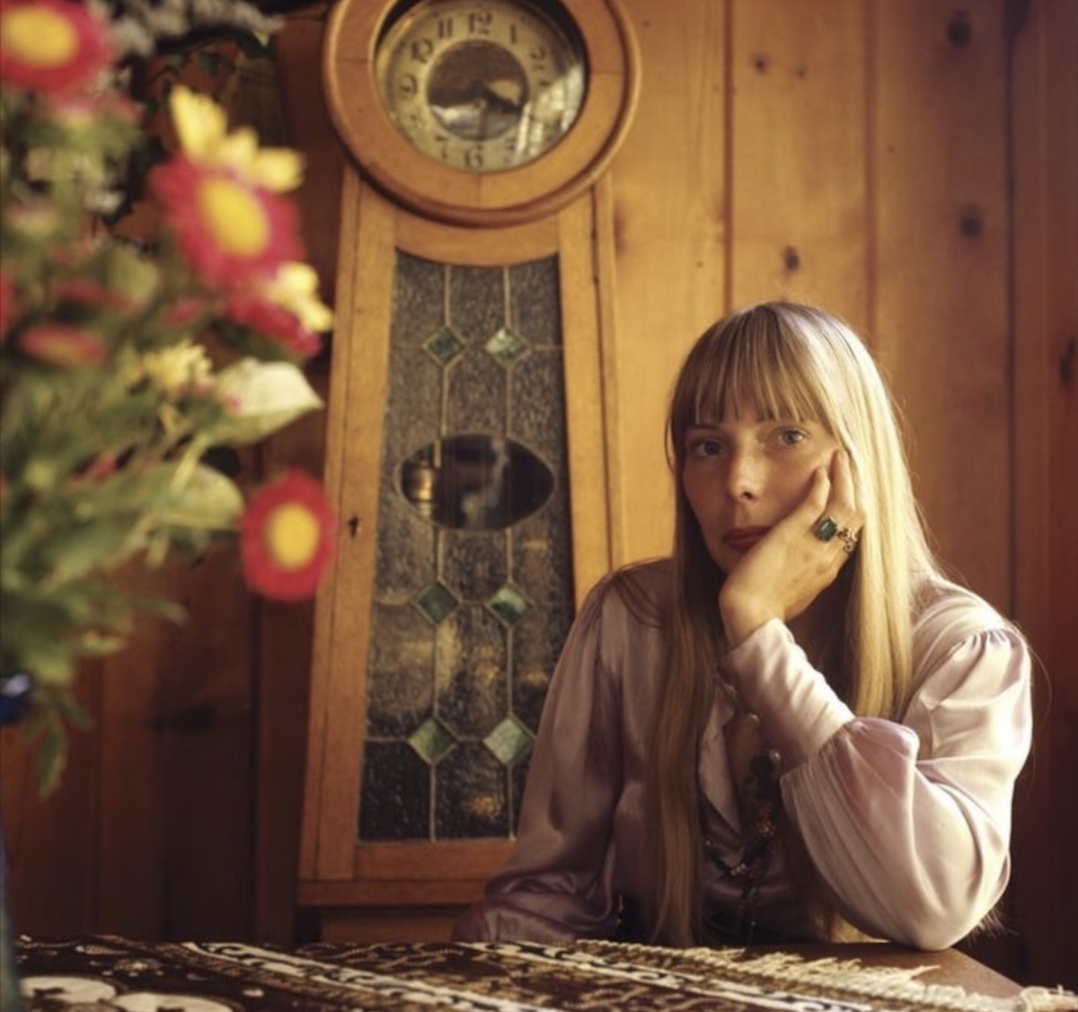 Imagen de Joni Mitchell compartida en su Instagram. Imagen: @jonimitchell