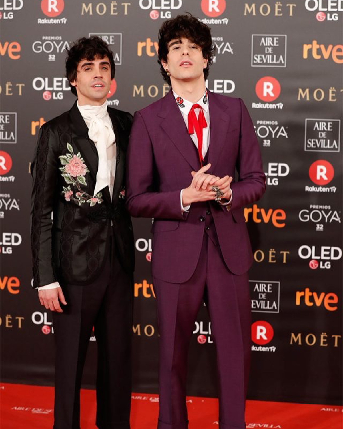 Javier Calvo y Javier Ambrossi, Los Javis, posan juntos durante los Premios Goya 2018