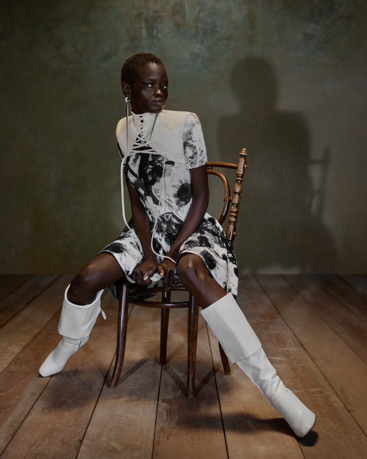Diseño de la colección Primavera-Verano 2026 de Alexander McQueen. Imagen: @alexandermcqueen