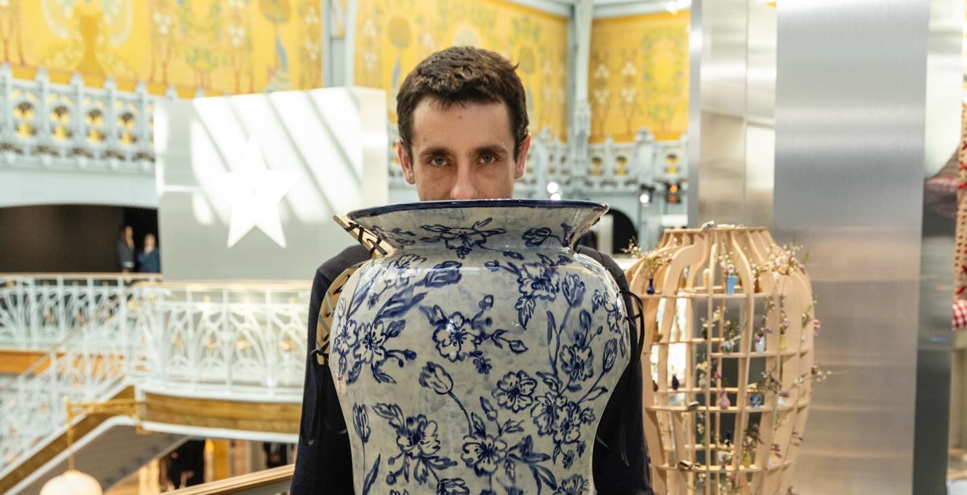 Daniel del Valle, al frente de THEVXLLEY, es el único diseñador español entre los nueve finalistas del LVMH Prize 2026. Imagen: @lvmhprize