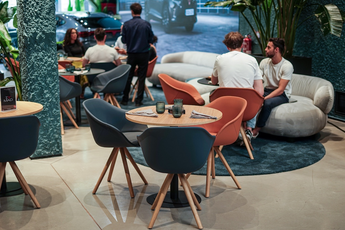 El restaurante de CUPRA City Garage Madrid, un espacio gastronómico en pleno centro de la capital