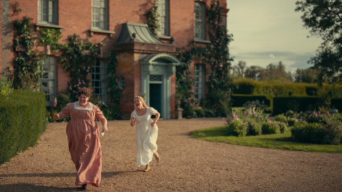 Hollie Avery interpreta a Kitty Bennet en la nueva adaptación de Netflix de «Orgullo y prejuicio»