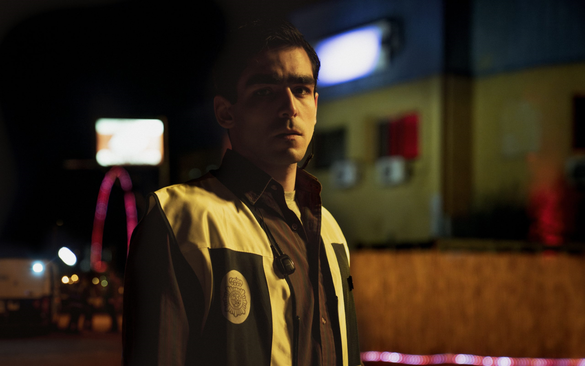 Omar Ayuso como Gerardo Liesa en «El castillo», serie criminal de Movistar Plus+ basada en el libro «El Proxeneta», de Mabel Lozano