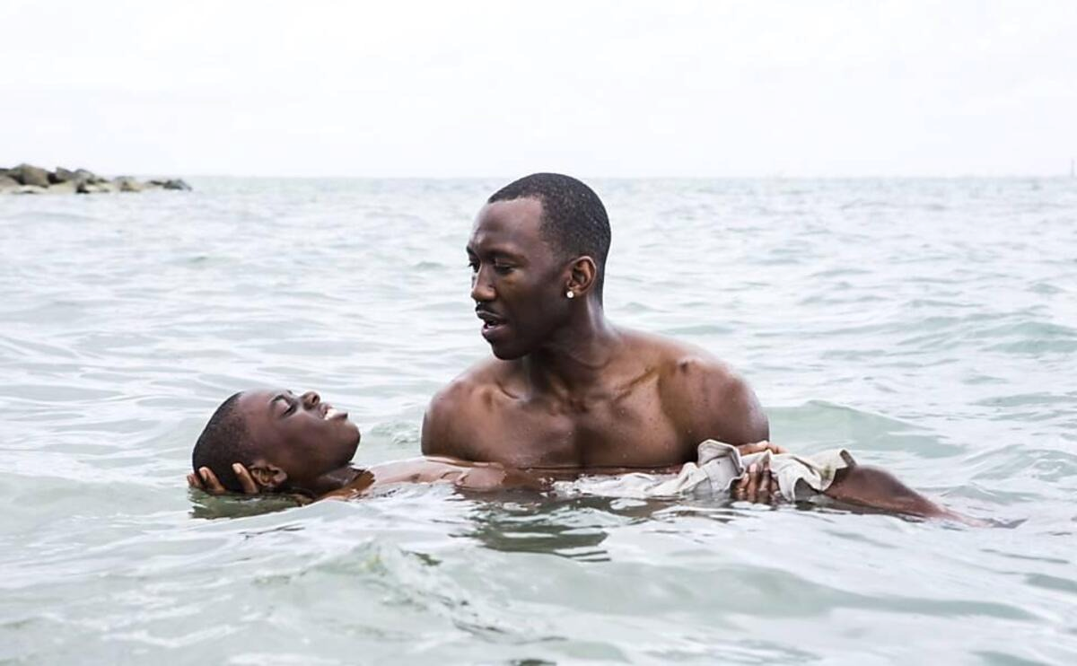 Chiron, interpretado por Alex Hibbert, Ashton Sanders y Trevante Rhodes en las distintas etapas de su vida, en «Moonlight», de Barry Jenkins