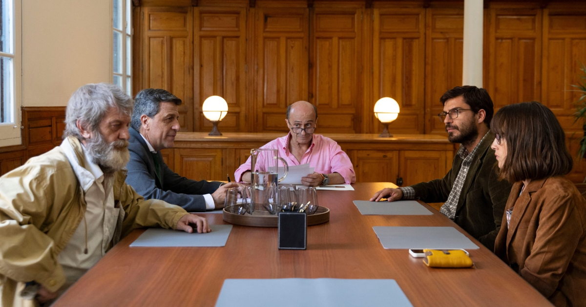 Pepe Viyuela como Fernando en «Nuda propiedad», el notario que interviene en la historia protagonizada por Susana Abaitua y Maxi Iglesias