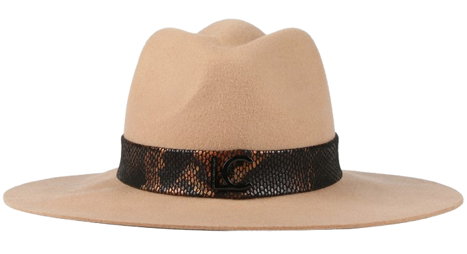 Sombrero de fieltro de lana color camel de Lola Casademunt, con cinta metalizada de animal print y logo en la parte frontal