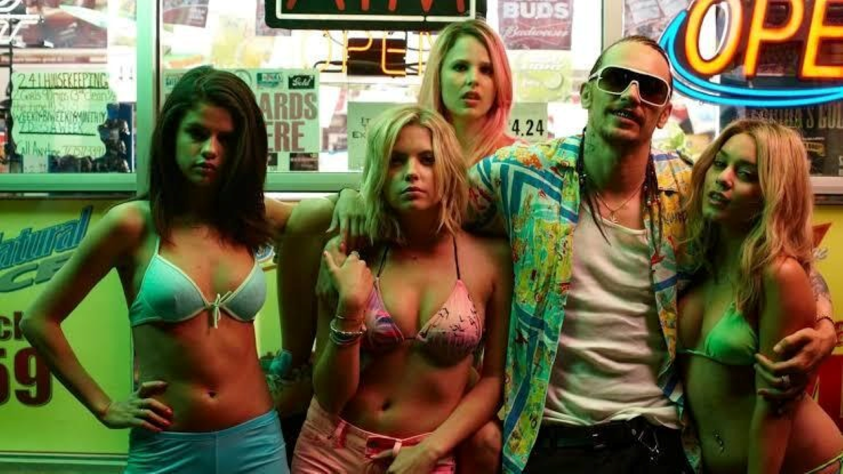 Selena Gomez, Vanessa Hudgens, Ashley Benson y Rachel Korine en «Spring Breakers»