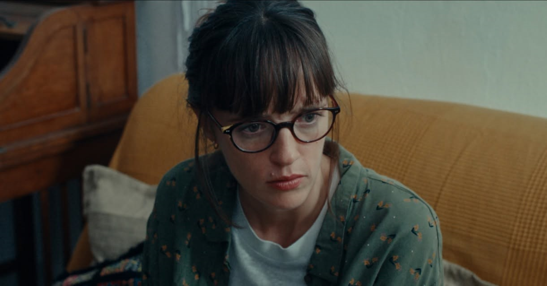 Susana Abaitua como Vera en «Nuda propiedad», película que retrata desde la comedia negra y el suspense una problemática social relacionada con el acceso a la vivienda